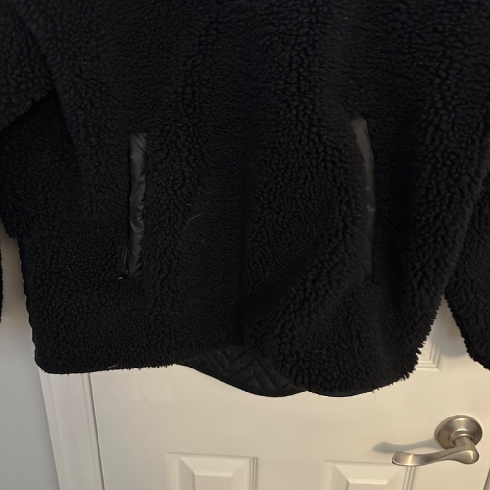 Sweatshirt - Picture 2 of 4